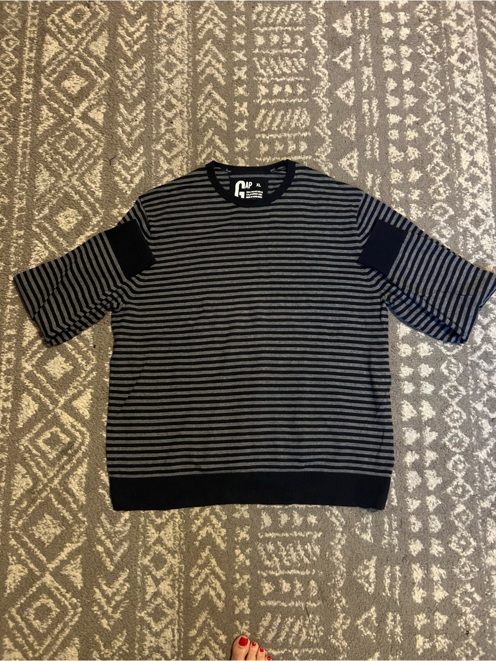 Vintage Gap y2K Men's Black and Gray Striped Sweater size XL (Y105) cotton/silk